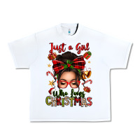 White just a girl who loves christmas afro messy bun Urban Heavy Tee - texasbilliewilder