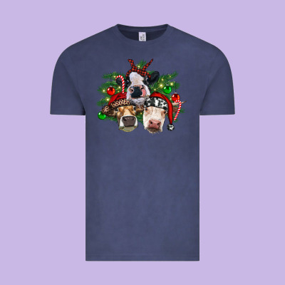 Christmas Cows With Tree Vintage Tee Designed By Ranaportraitstore