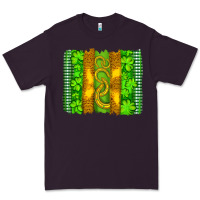 Plum saint patricks horseshoe shamrock leopard glitter brushstroke Premium Tee - Artiststas