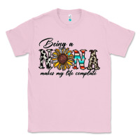 Bubblegum Pink being nana makes my life complate Classic Tee - CowhideDigitalArt