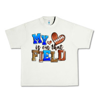 Pistachio my heart is on that field american football Urban Heavy Tee - Zillion Design Studio