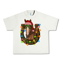 Pistachio christmas horseshoe with horse Urban Heavy Tee - RanaPortraitStore