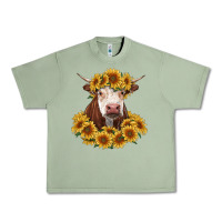 Oil Green hereford cow with sunflowers Urban Heavy Tee - RanaPortraitStore