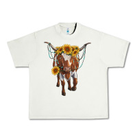 Pistachio longhorn cow with sunflowers Urban Heavy Tee - RanaPortraitStore
