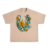 Burro cowhide sunflower horseshoe Urban Heavy Tee - Zillion Design Studio