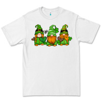 White st patricks day gnomes with western hearts and shamrocks Premium Tee - Artiststas