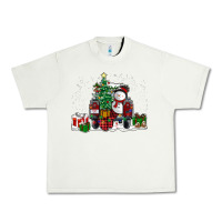 Pistachio christmas truck Urban Heavy Tee - RanaPortraitStore