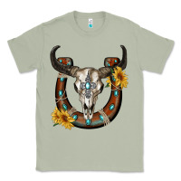 Matcha bull skull with horseshoe Classic Tee - RanaPortraitStore