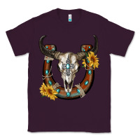 Plum bull skull with horseshoe Classic Tee - RanaPortraitStore