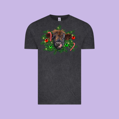 Christmas Highland Calf Vintage Tee Designed By Ranaportraitstore