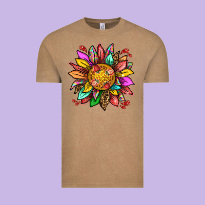 Strawberry Sunflower Vintage Tee Designed By Texasbilliewilder