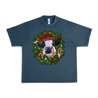 Midnight Navy heifer cow with Christmas wreath Urban Heavy Tee - RanaPortraitStore