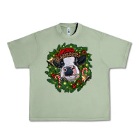 Oil Green heifer cow with Christmas wreath Urban Heavy Tee - RanaPortraitStore