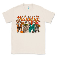 Natural thankful mama highland cow Classic Tee - RacoonDesign