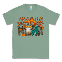 Sage thankful mama sheep Classic Tee - RacoonDesign