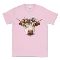 Bubblegum Pink hereford cow with floral headband Classic Tee - RanaPortraitStore