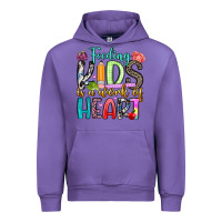 Tulip feeding kids is a work of heart Urban Hoodie - Artiststas