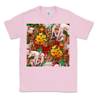 Bubblegum Pink christmas pig  tartan with  hay and christmas ligh Classic Tee - FaDigitalArtStudio