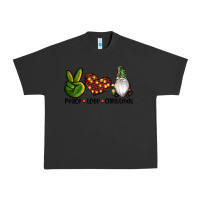 Pigment Black peace love gnomes christmas Urban Heavy Tee - RanaPortraitStore