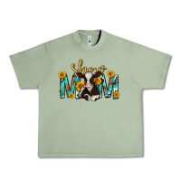 Oil Green show mom with cow mothers day Urban Heavy Tee - texasbilliewilder