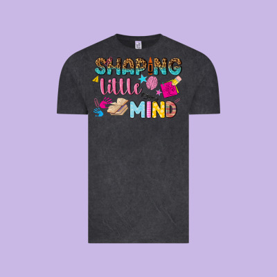 Shaping Little Mind Vintage Tee Designed By Texasbilliewilder