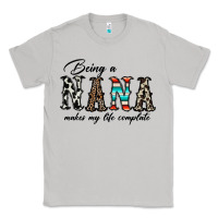 Moon Dust being nana makes my life complate Classic Tee - CowhideDigitalArt