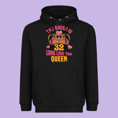 The Queen Is 32 Long Live The Queen Kopya Heavyweight Hoodie Designed By Jasminsmagicworld