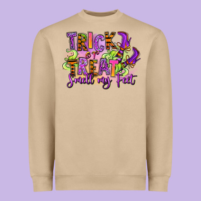 Heavyweight Sweatshirt Trick or treat smell my feet