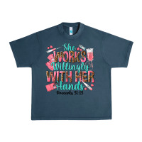 Midnight Navy she works willingly with her hands Urban Heavy Tee - texasbilliewilder