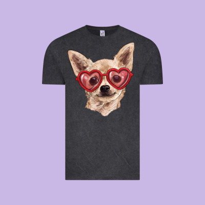 Vintage Tee chihuahua dog with love glasses