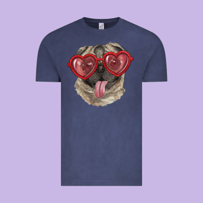 Vintage Tee pug with love glasses