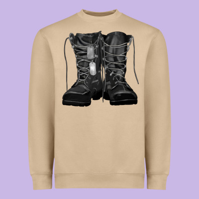 Heavyweight Sweatshirt soldier boots