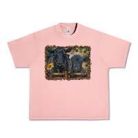 Salmon western black angus cattle and calf with leopard Urban Heavy Tee - RanaPortraitStore