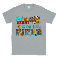 Heather Grey my heart is on that field american football Classic Tee - HRA Design Shop