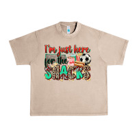 French Oak i'm just here for the snacks soccer Urban Heavy Tee - Zillion Design Studio