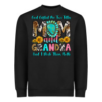 Black god gifted me two titles mom and grandma and i roc Heavyweight Sweatshirt - RanaPortraitStore