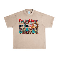 French Oak i'm just here for the snacks Urban Heavy Tee - Zillion Design Studio