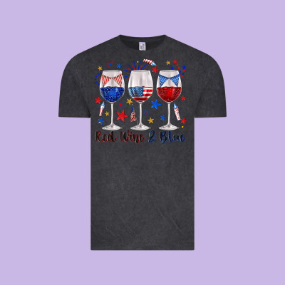 Vintage Tee red wine and blue wine glasses