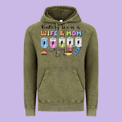 Battery Life Of A Wife & Mom Vintage Hoodie Designed By Jahusdesignshop