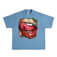 Pebble Blue strawberry lips with leopard Urban Heavy Tee - texasbilliewilder