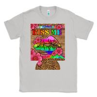 Moon Dust lgbtq kiss me  can cooler Classic Tee - HRA Design Shop
