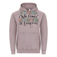 Vintage Zinc a woman who knows her worth is dangerous Vintage Hoodie - MaliasSmallBusiness