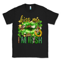 Black Kiss me im irish st.patricks day lips st.patricks Classic Tee - Neo Western