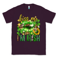 Plum Kiss me im irish st.patricks day lips st.patricks Classic Tee - Neo Western