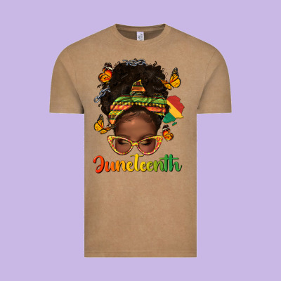 Vintage Tee afro messy bun juneteenth