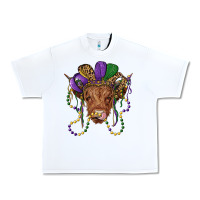 White highland cow with mardi gras hat Urban Heavy Tee - RanaPortraitStore