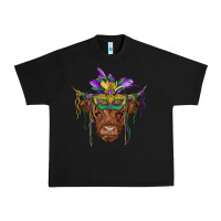 Black mardi gras mask highland cow Urban Heavy Tee - RanaPortraitStore