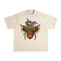 Sandshell mardi gras mask highland cow Urban Heavy Tee - RanaPortraitStore