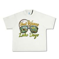 Pistachio boat waves sun rays lake days Urban Heavy Tee - BarkalooDesign