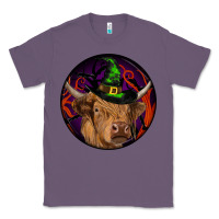 Lavender halloween highland cow round Classic Tee - RanaPortraitStore